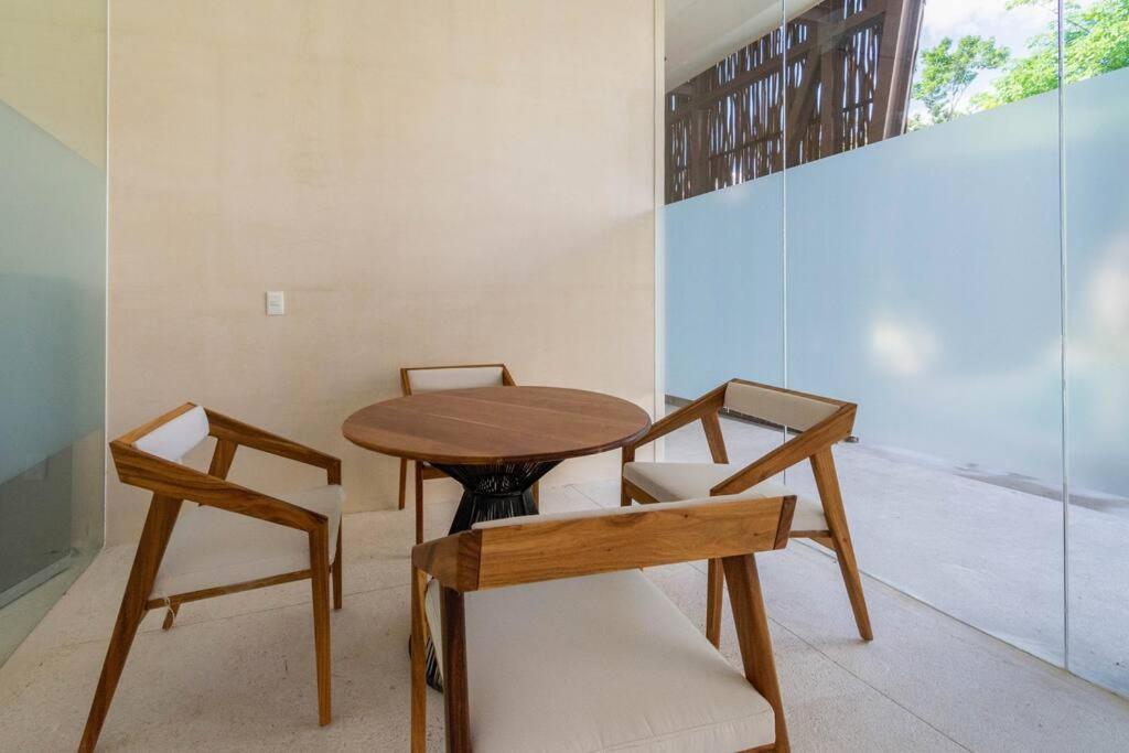 Exclusive Studio In A Gated Community By Casa Paraiso 툴룸 외부 사진